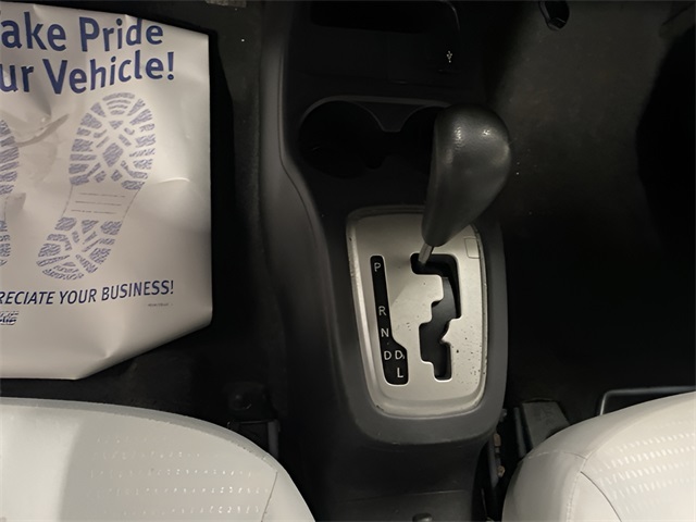 Vehicle image 15 of 24