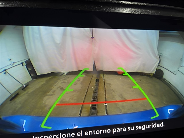 Vehicle image 19 of 24