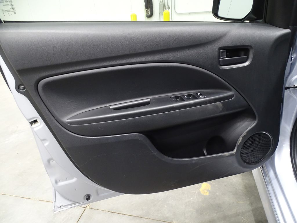 Vehicle image 12 of 34