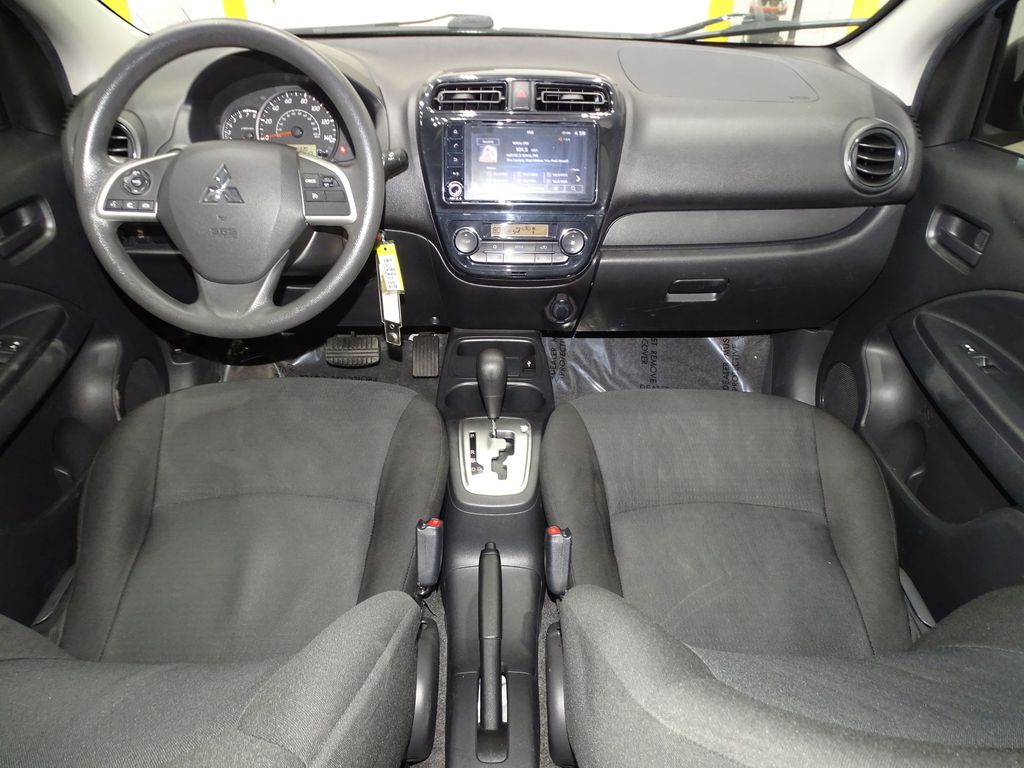 Vehicle image 22 of 34