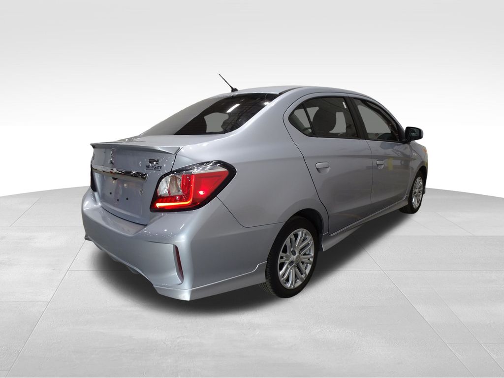 Vehicle image 4 of 34