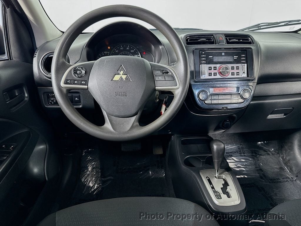 Vehicle image 21 of 33