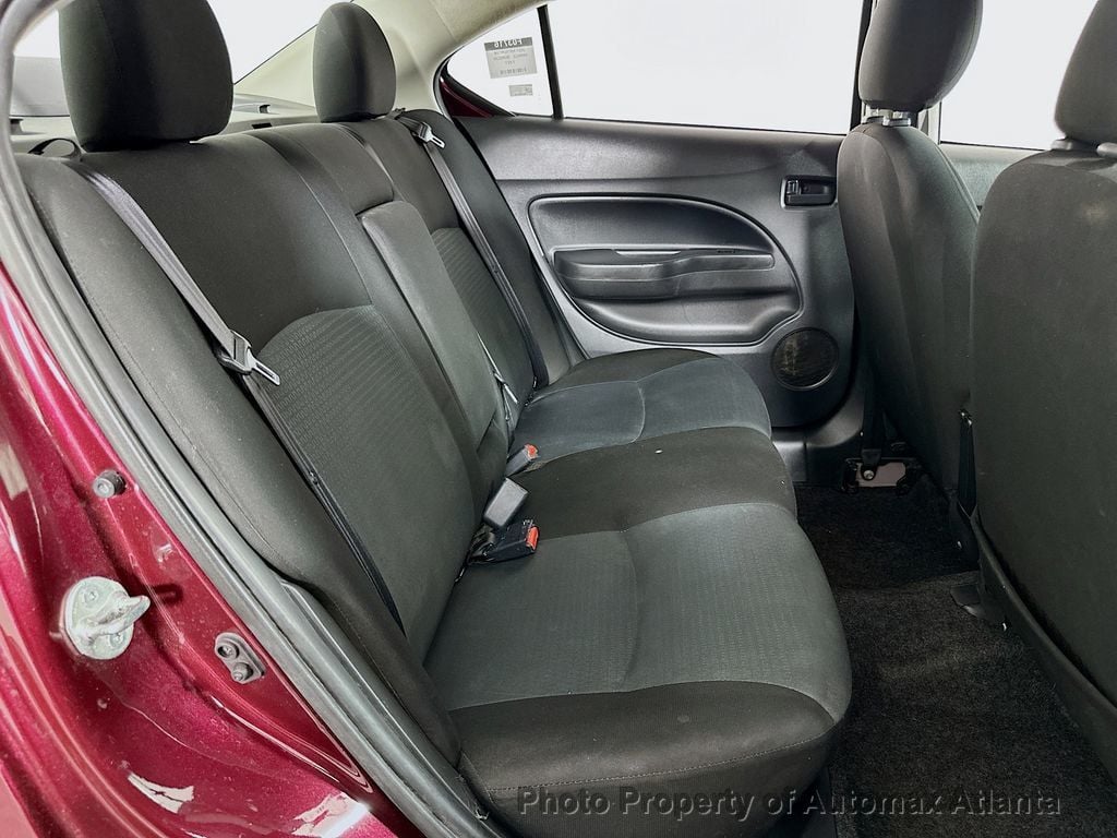 Vehicle image 25 of 33
