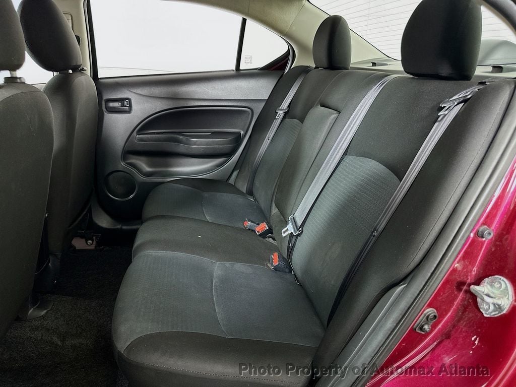Vehicle image 23 of 33