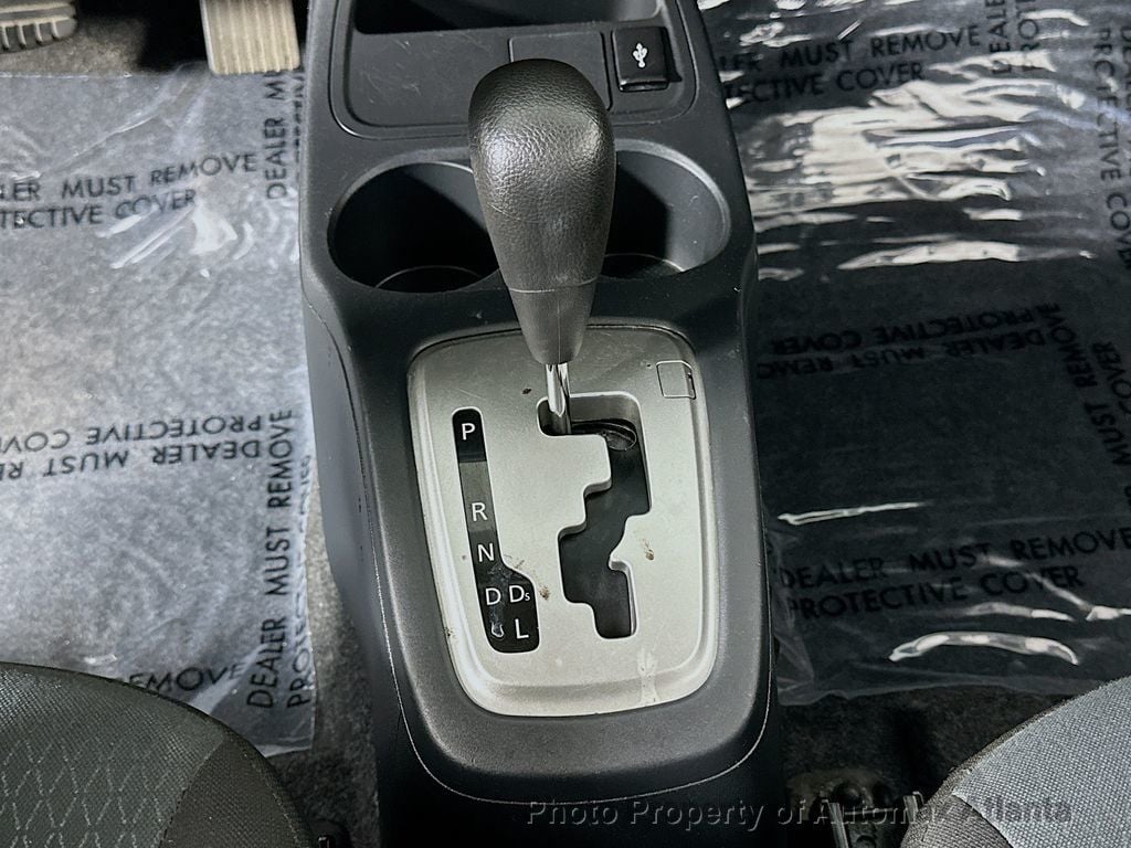 Vehicle image 17 of 33