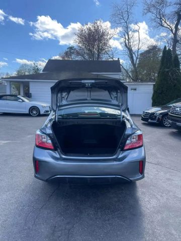Vehicle image 6 of 27