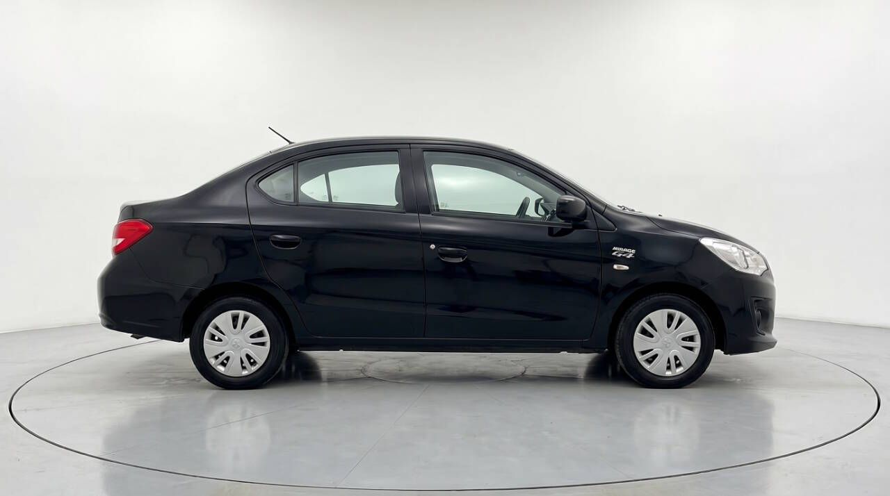 2021 Mitsubishi Mirage G4 SE Image 3 of 38