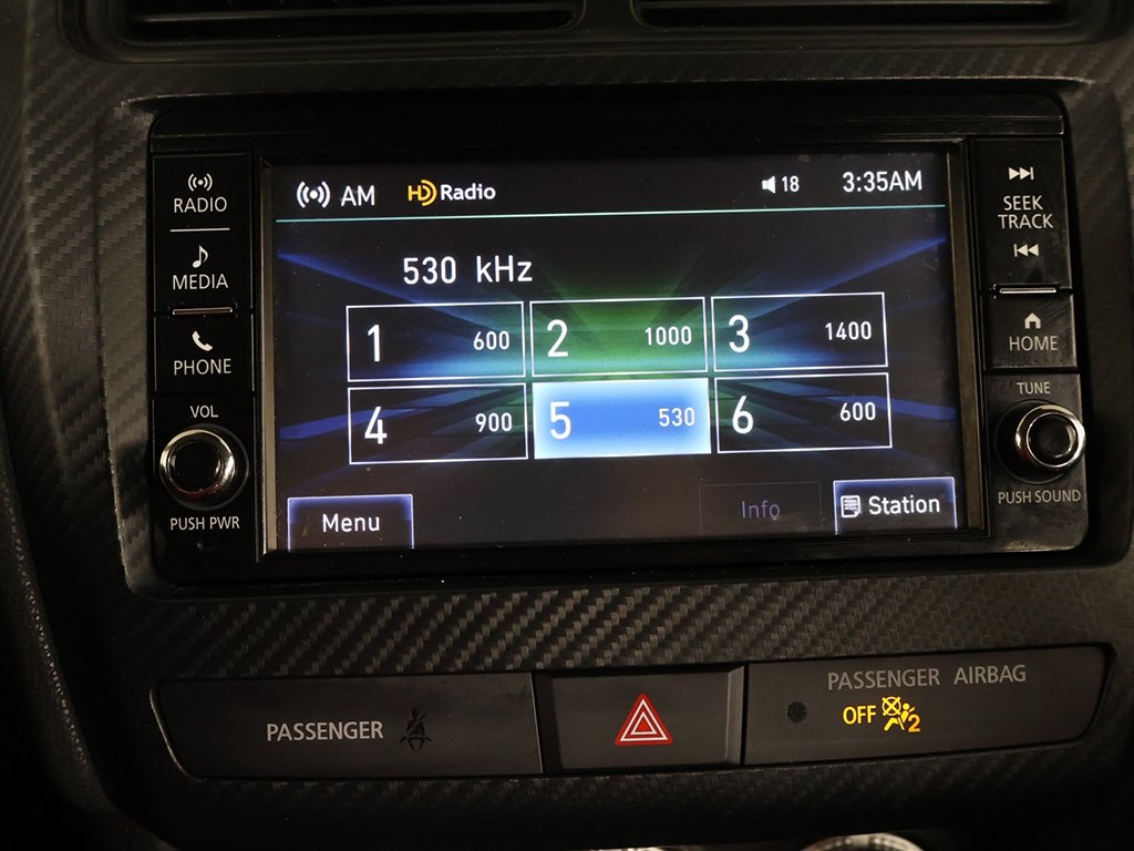 Vehicle image 25 of 45