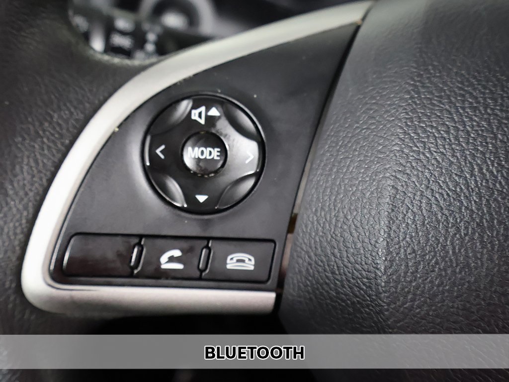 Vehicle image 30 of 45