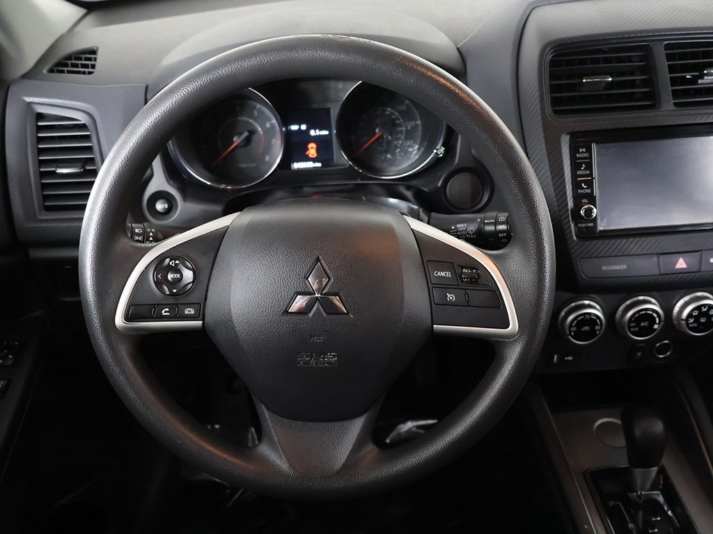 Vehicle image 36 of 45