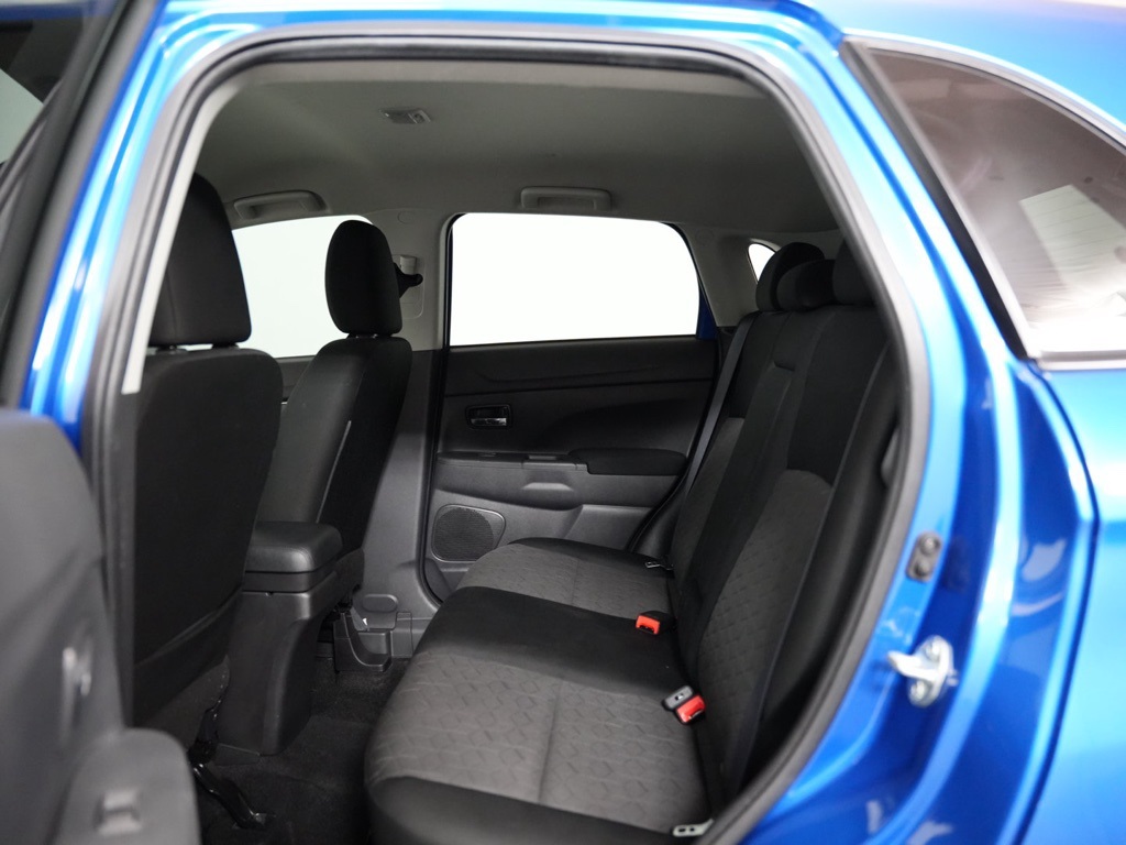 Vehicle image 34 of 56