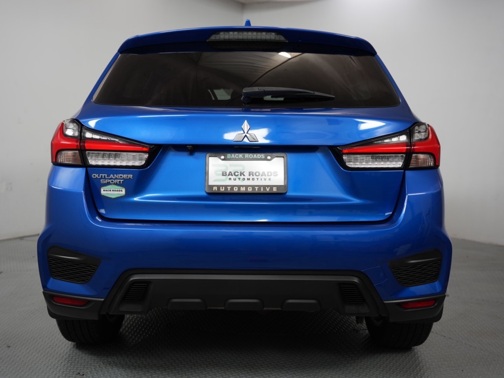 Vehicle image 6 of 56