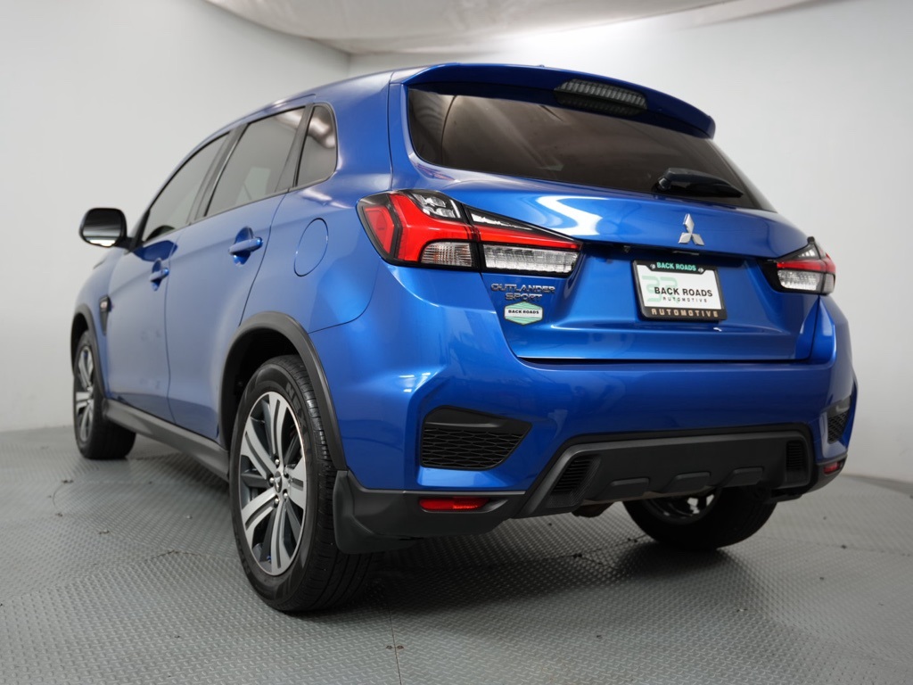 Vehicle image 5 of 56