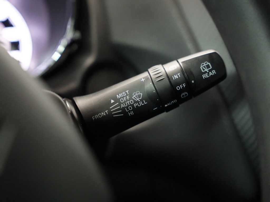 Vehicle image 14 of 56