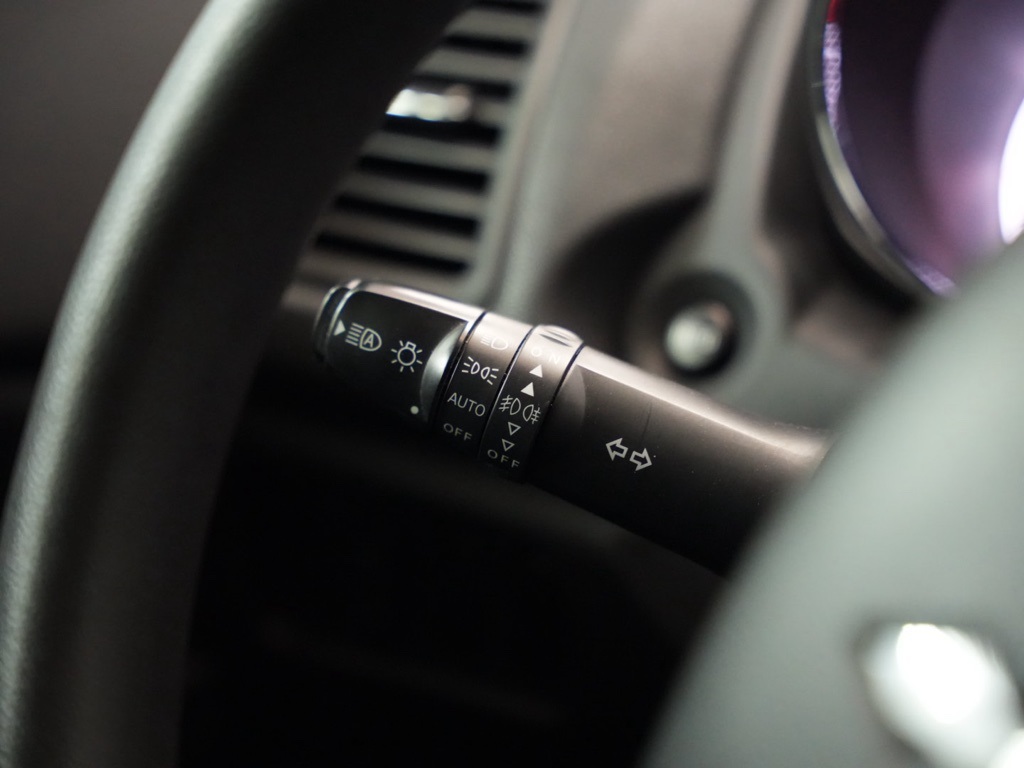 Vehicle image 13 of 56