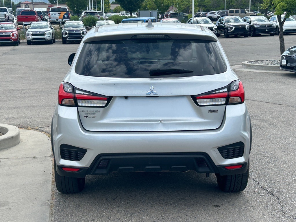 Vehicle image 6 of 15