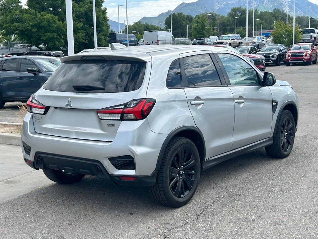 Vehicle image 5 of 15