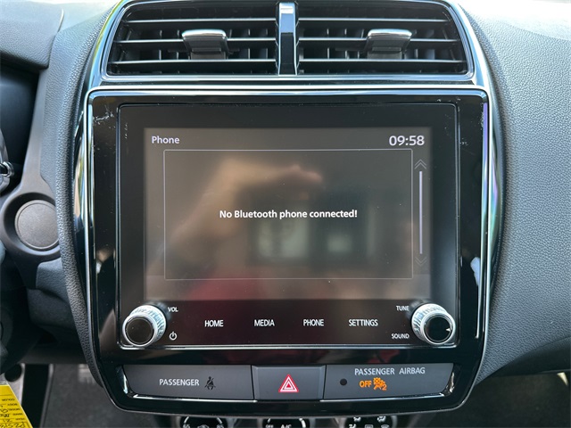 Vehicle image 17 of 38