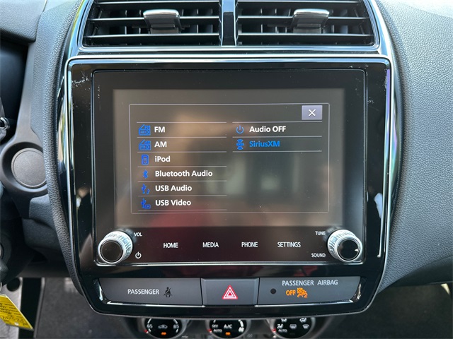 Vehicle image 20 of 38