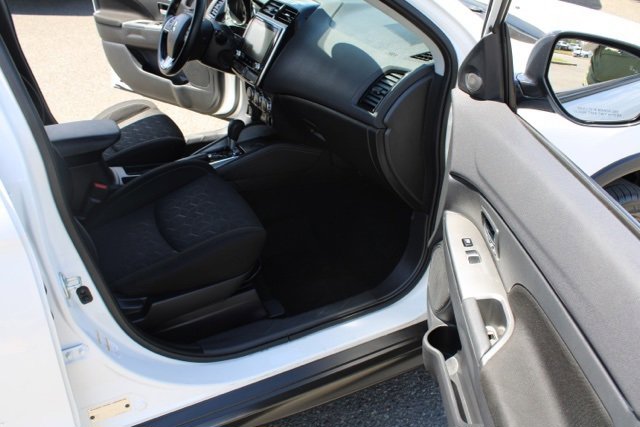 Vehicle image 31 of 40