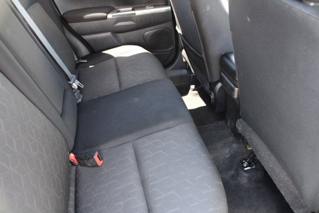 Vehicle image 29 of 40