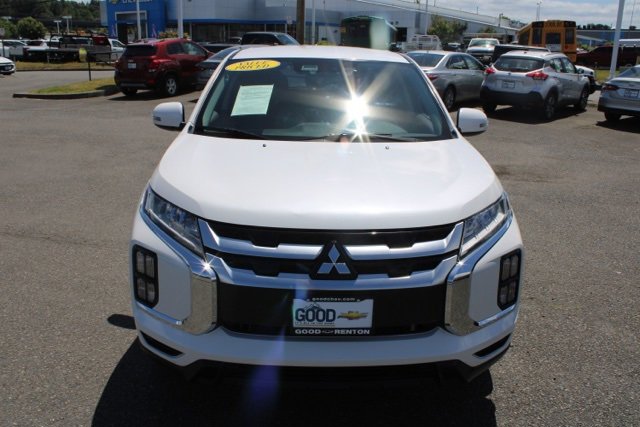 Vehicle image 2 of 40