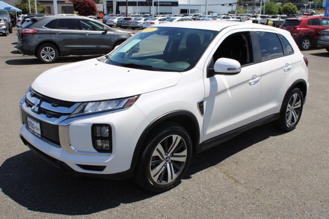 Vehicle image 3 of 40