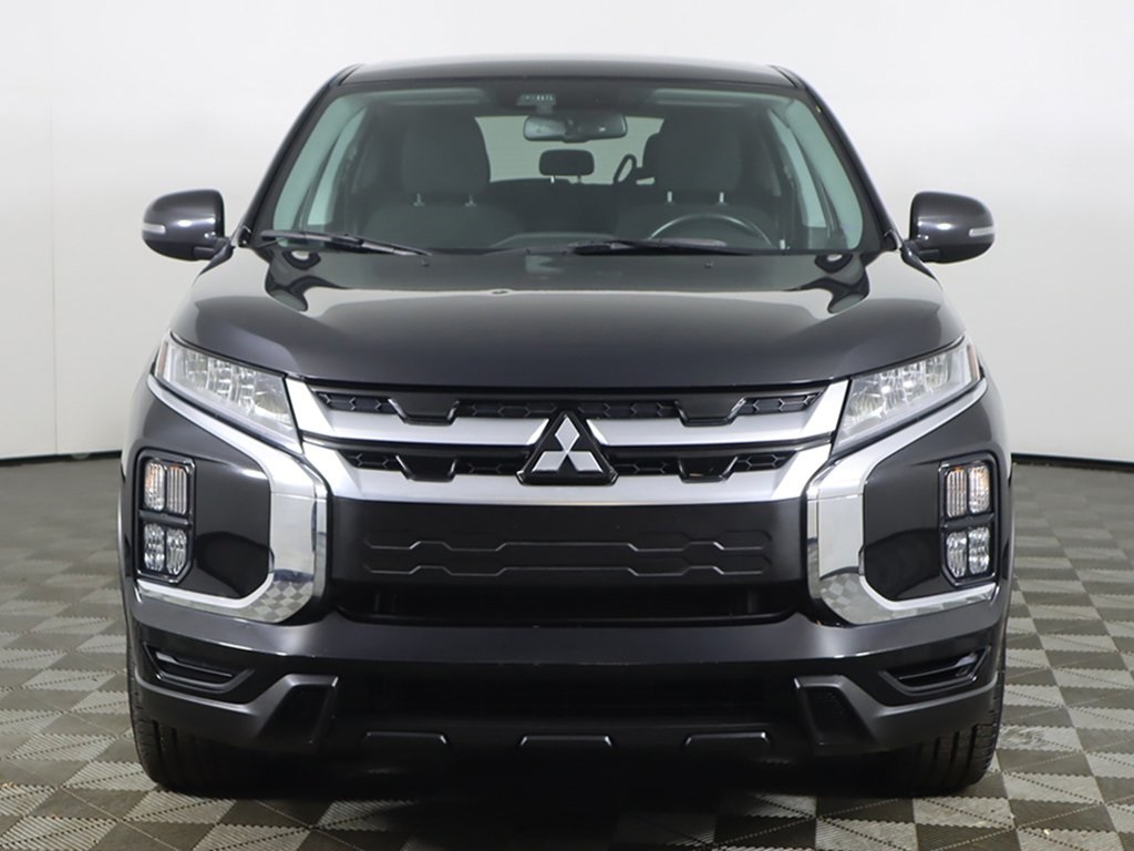 Vehicle image 2 of 39