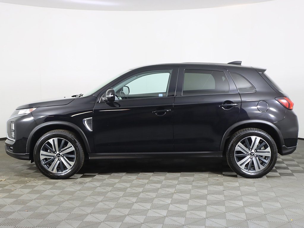 Vehicle image 12 of 39