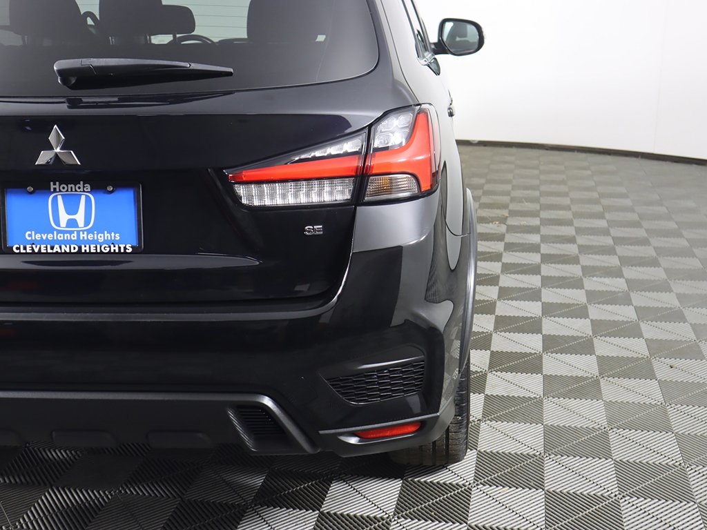 Vehicle image 17 of 39