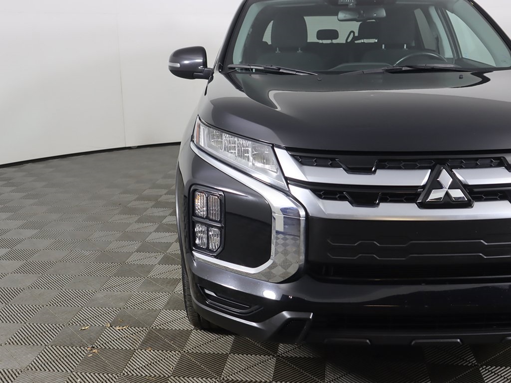 Vehicle image 16 of 39