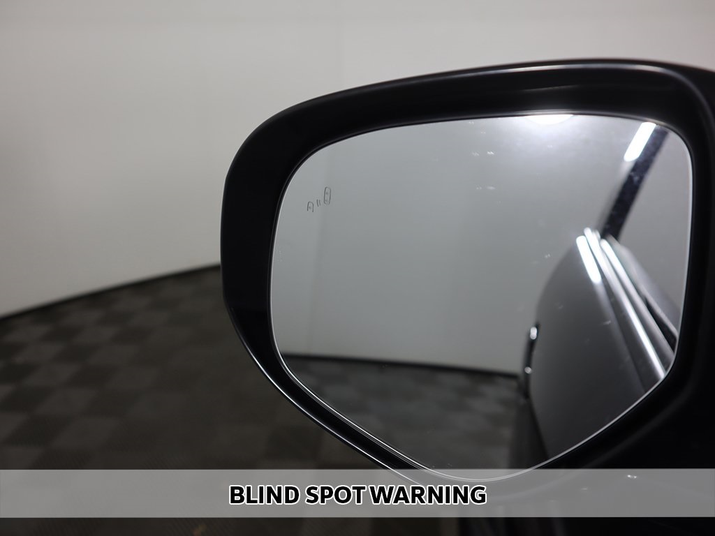 Vehicle image 13 of 39