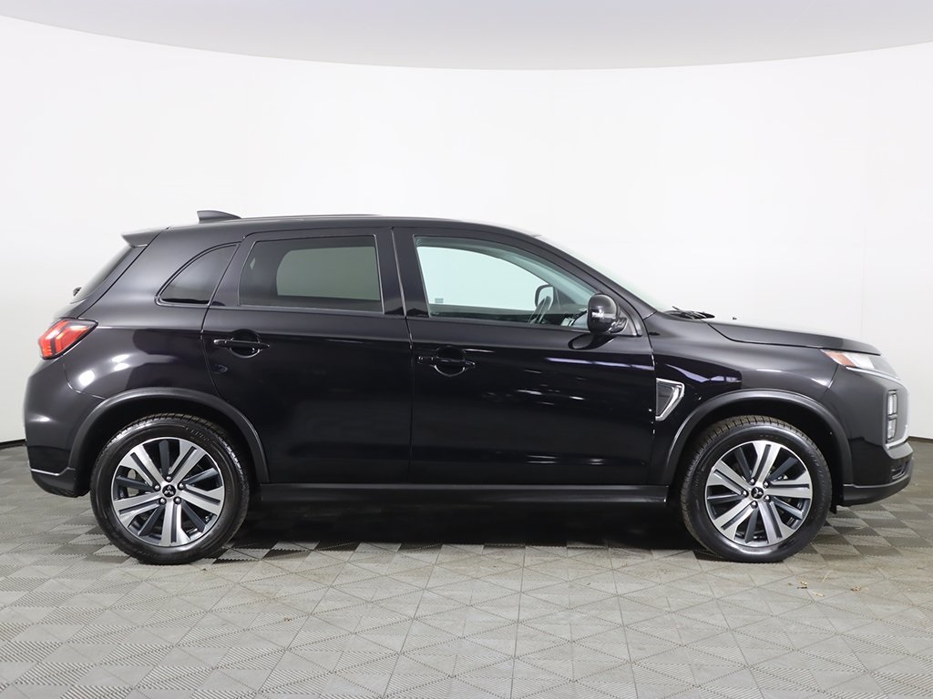 Vehicle image 7 of 39