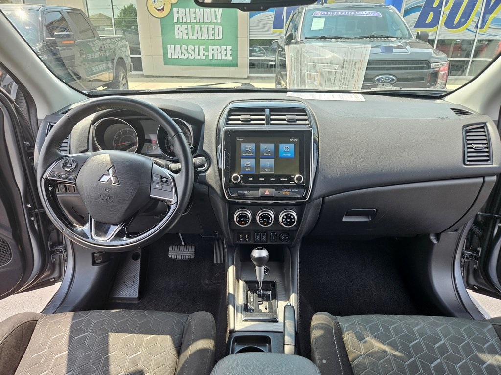 Vehicle image 13 of 38