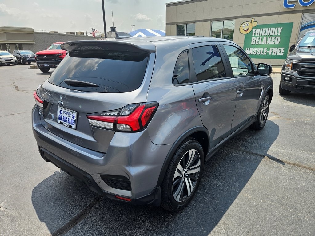 Vehicle image 5 of 38