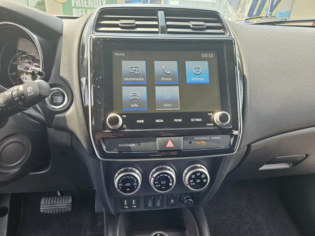 Vehicle image 25 of 38
