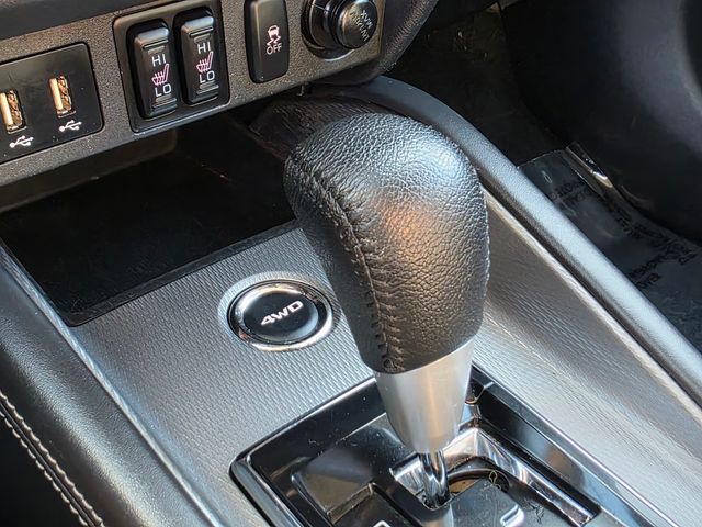 Vehicle image 28 of 37