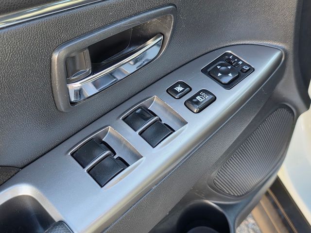 Vehicle image 20 of 37