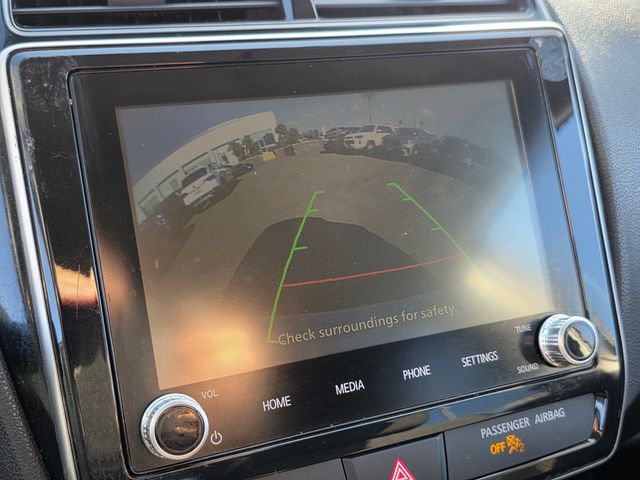 Vehicle image 23 of 37