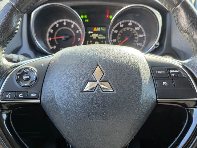 Vehicle image 22 of 37