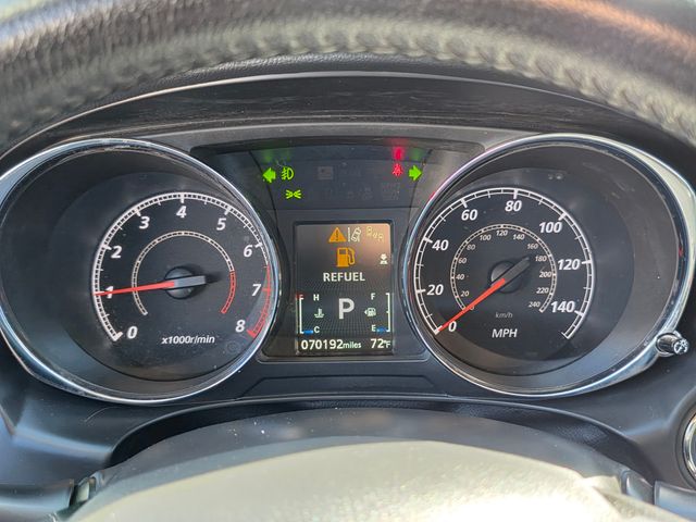Vehicle image 21 of 37