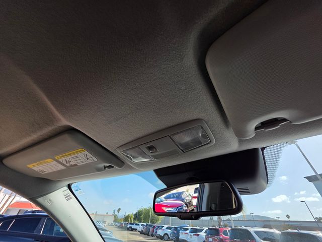 Vehicle image 12 of 37