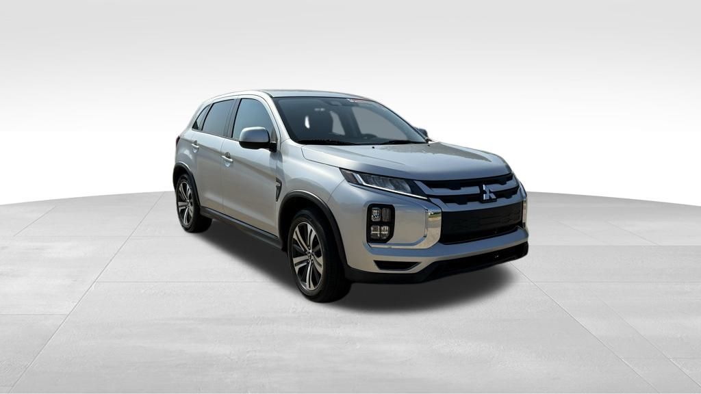 Vehicle image 5 of 41
