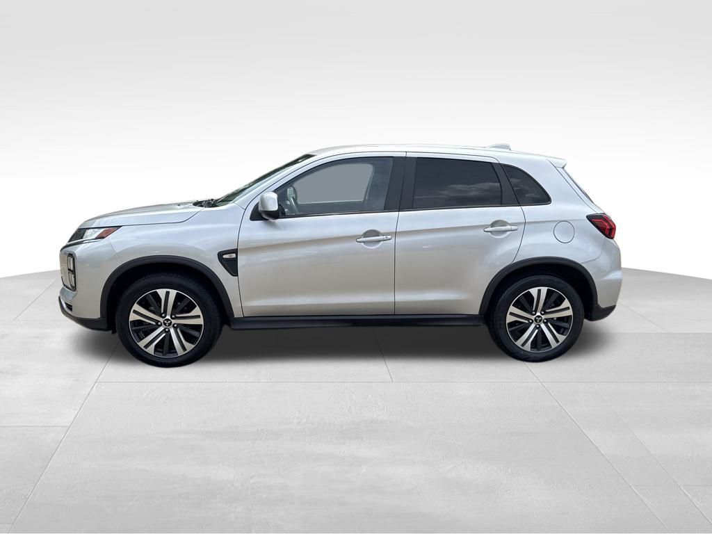 Vehicle image 12 of 41