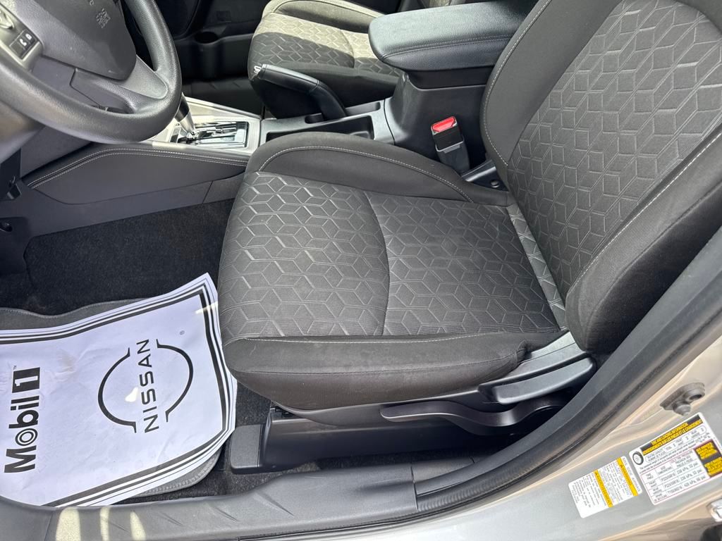 Vehicle image 15 of 41