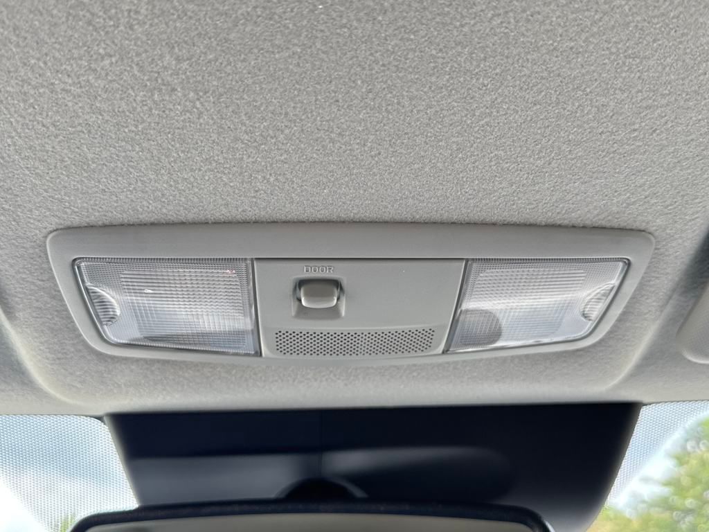 Vehicle image 29 of 41