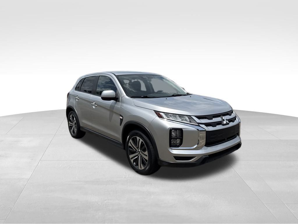 Vehicle image 4 of 41