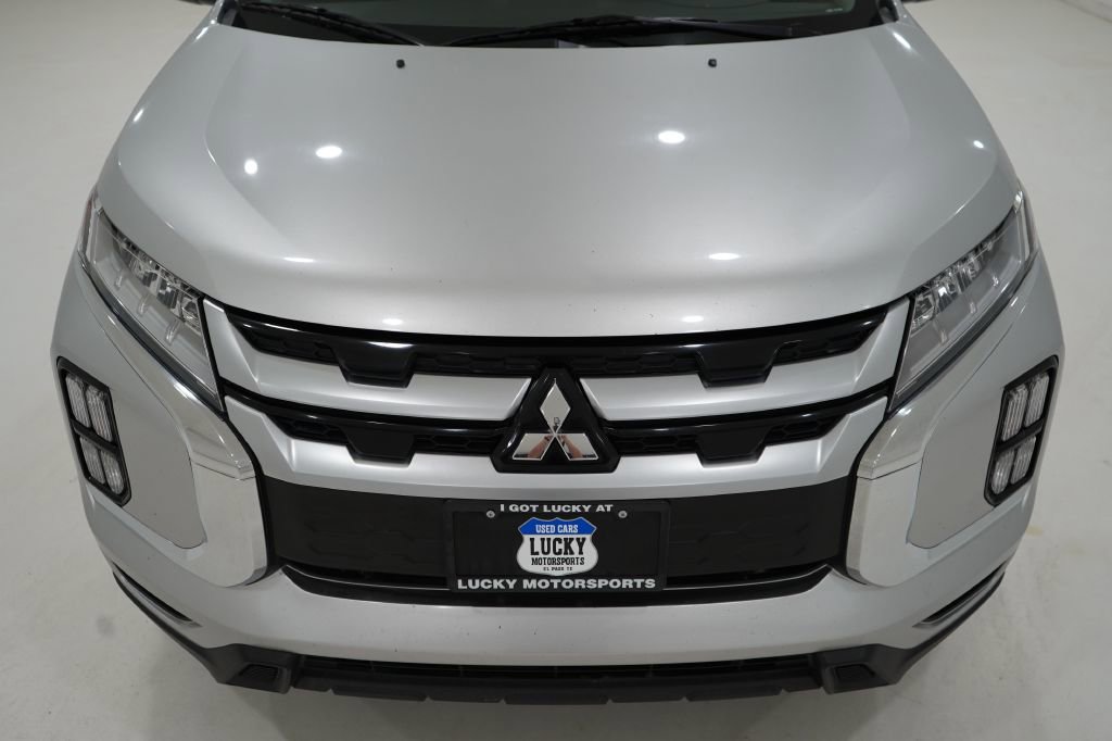 Vehicle image 15 of 40
