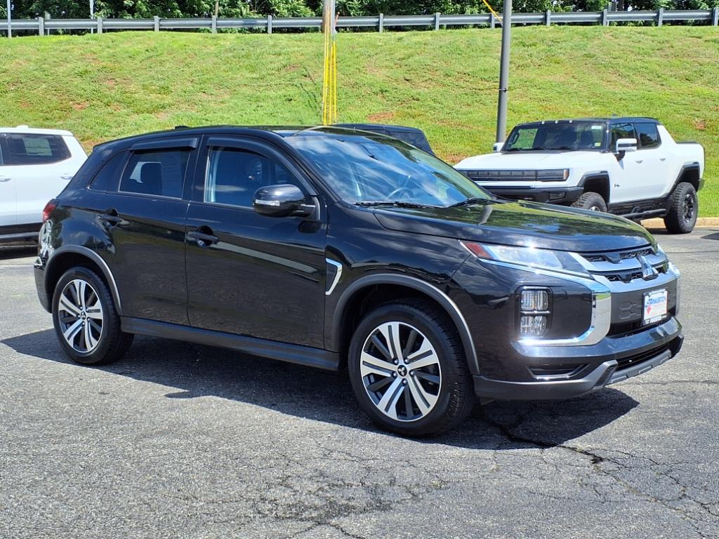 Vehicle image 2 of 29