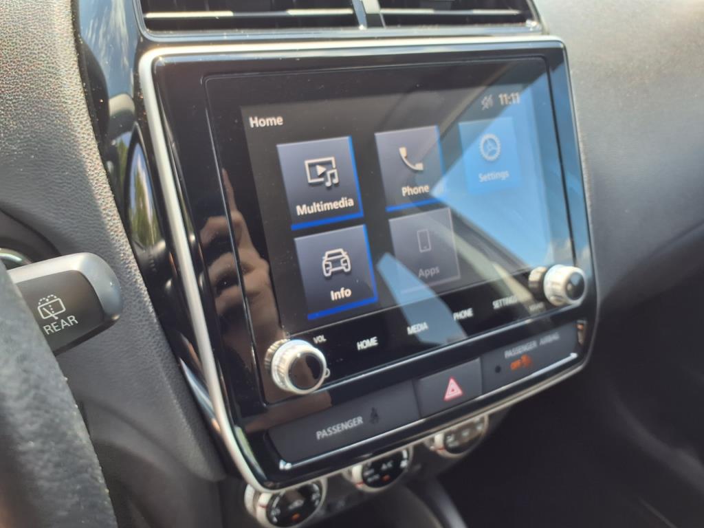 Vehicle image 23 of 29